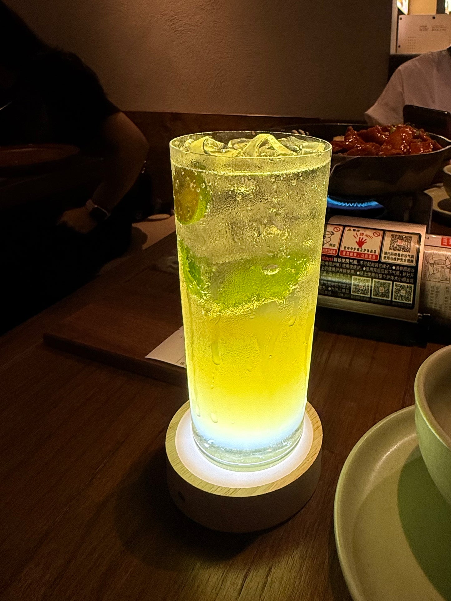 Xi'an Bar Crawl: Drinking, Gaming, and Meeting with Locals