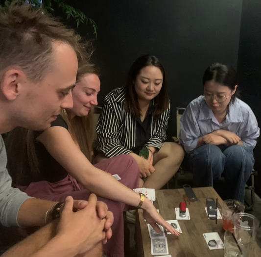 Xi'an Bar Crawl: Drinking, Gaming, and Meeting with Locals
